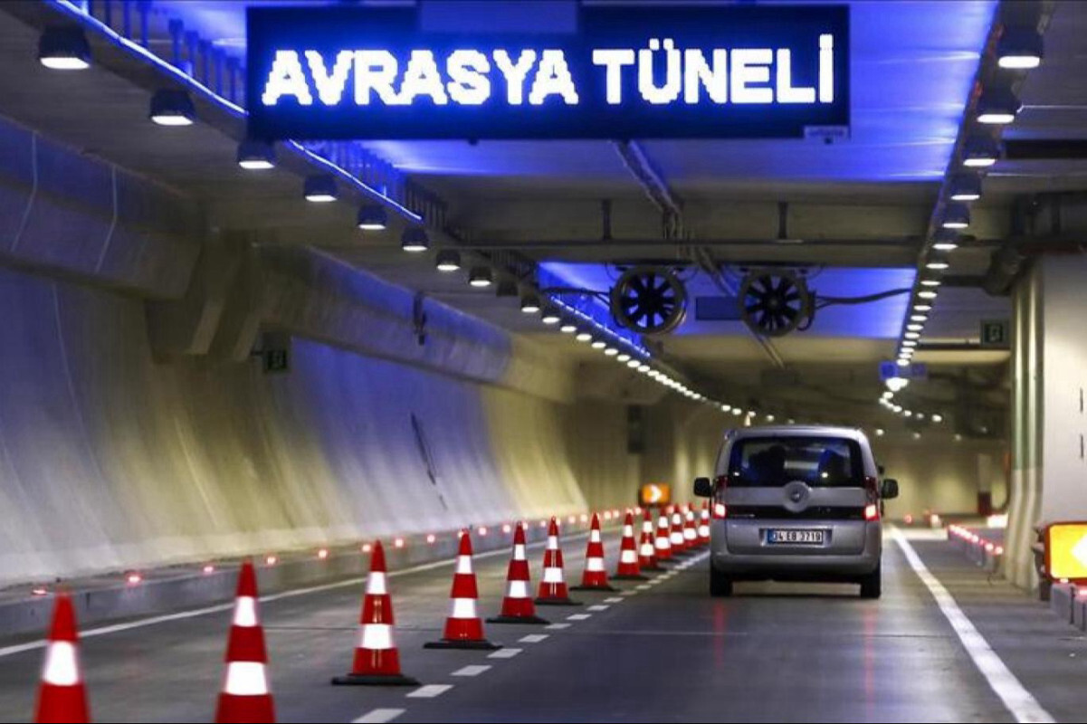 Avrasya Tüneli'ne zam geldi: Otomobil, minibüs, motosiklet... İşte yeni geçiş ücretleri