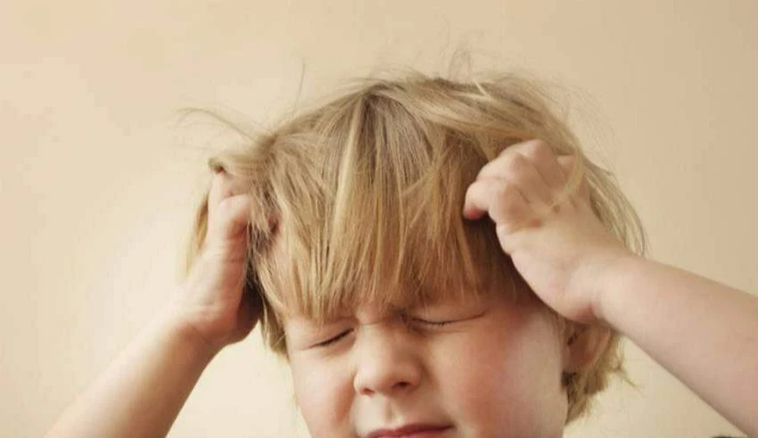 Çocuklarda epilepsi nasıl anlaşılır? Nöbet dışı belirtiler neler?