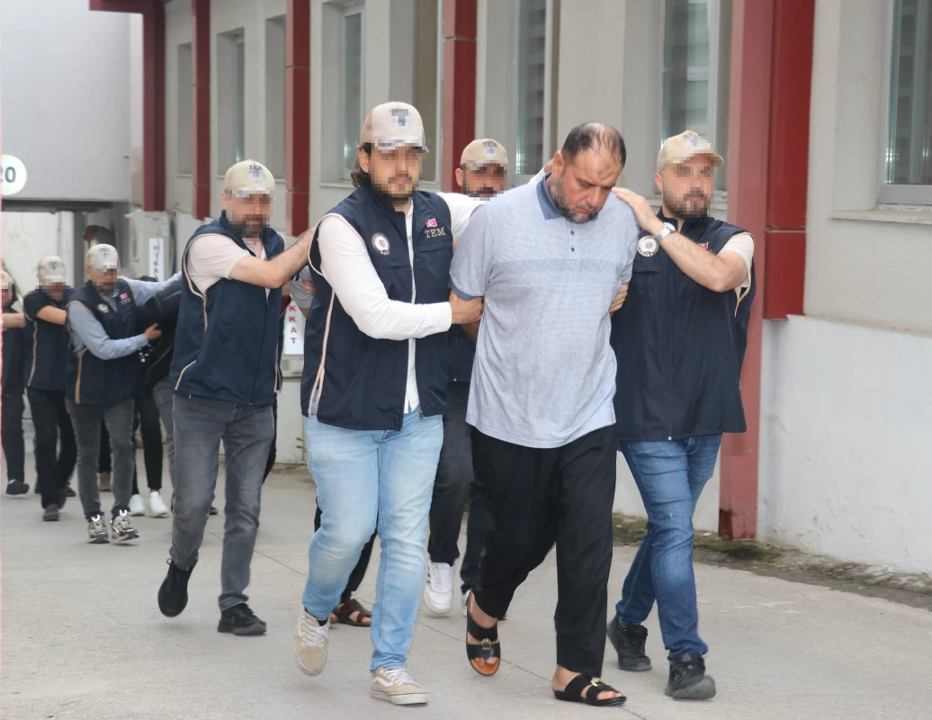Adana'da DEAŞ operasyonu: 16 zanlı yakalandı