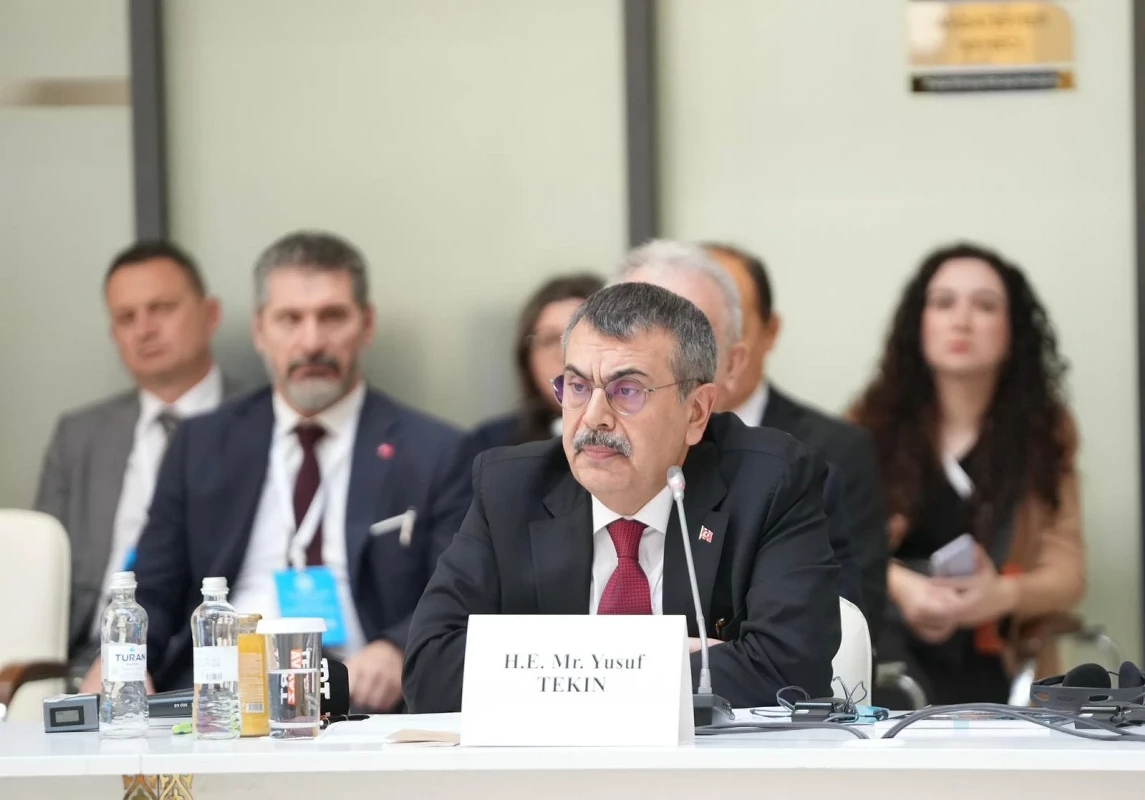 Türk Devletleri Teşkilatı Eğitim Bakanları Türkistan'da bir 