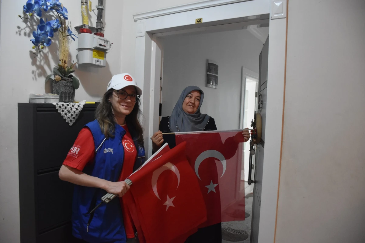 Gümüşhane'de her yer ay-yıldız