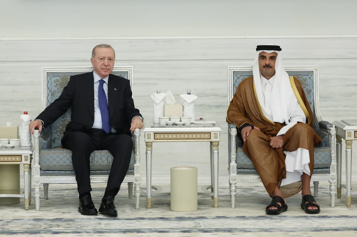 Cumhurbaşkanı Erdoğan Katar'da: Eski Katar Emiri Şeyh Hamed bin Halife Al Sani'nin vefatı nedeniyle taziyelerini iletecek