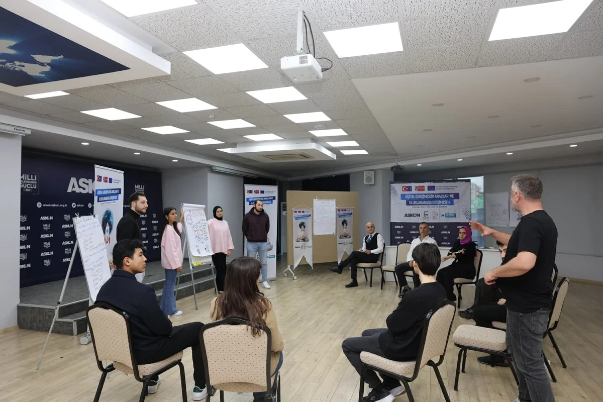 ASKON öncülüğünde 'Genç girişimcilere dijital gelecek' programı tamamlandı