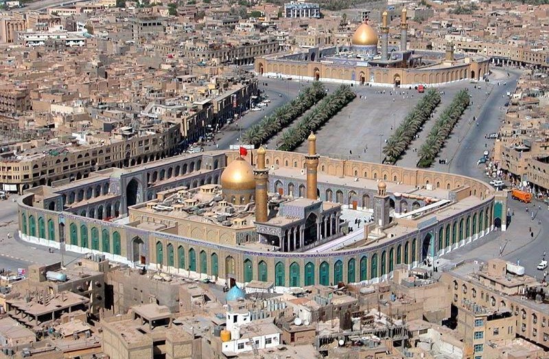 KUFE: Ali bin Ebu Talib döneminde İslam İmparatorluğu'nun başkenti haline getirilen ve başkent olduğu sürece kültürel yapısı geliştirilen günümüzde de çoğunluğunu Şii Müslümanların oluşturduğu kenttir