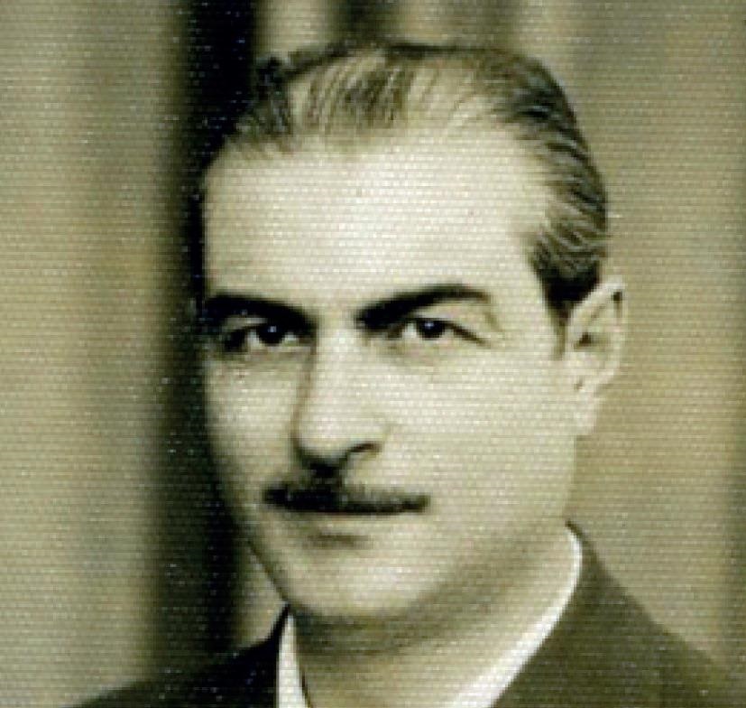 Kemal Tahir, Aydın ve Burdur gibi şehirlerde inzibat subaylığı yaptı.