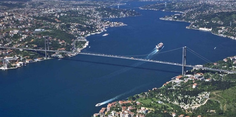 TBMM Plan ve Bütçe Komisyonunda kabul edilen önergeye göre, “imar barışı” düzenlemesi, İstanbul Boğaziçi sahil şeridi ve öngörünüm bölgesi ile Tarihi Yarımada içindeki bazı alanlarda uygulanmayacak.