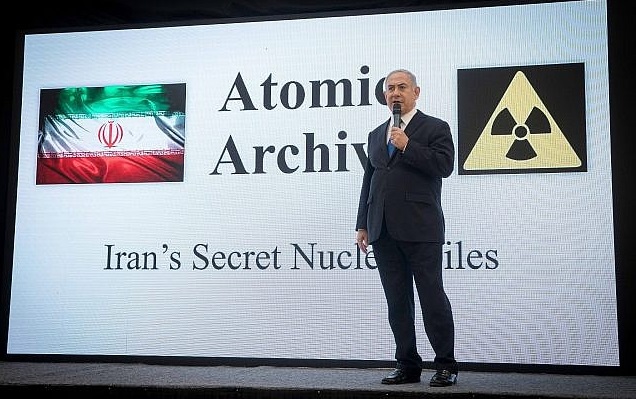 İsrail Başbakanı Binyamin Netanyahu, İran'ın nükleer silahlarla ilgili arşivini ele geçirdiğini iddia ederek, bunu dünyaya delil olarak sundu. 