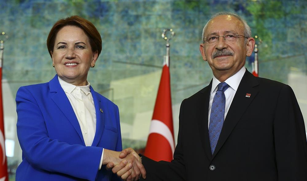 Meral Akşener ve Kemal Kılıçdaroğlu, 15 milletvekilinin transferi ve ittifak ile ilgili birçok kez görüştü. 