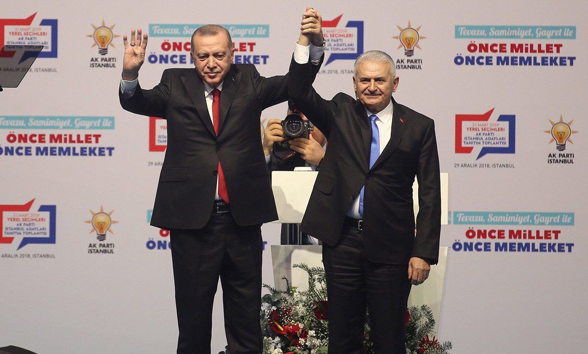 Cumhurbaşkanı Erdoğan, TBMM Eski Başkanı Binali Yıldırım'ı İstanbul adayı olarak açıkladı. 