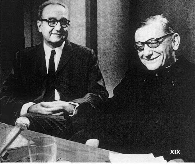 Roger Garaudy, (solda) 1970 yılında bir televizyon kanalında Kardinal Daniélou ile birlikte görülüyor.