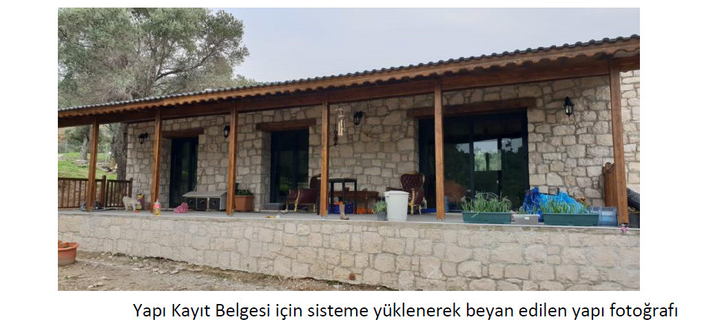 Bakanlık, İzmir Karaburun birinci derece doğal sit alanındaki kaçak yapının Yapı Kayıt Belgesi'ni iptal etti.