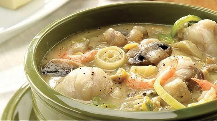 Bourride Fransız mutfağı'nın Provence yöresinden bouillabaisse çorbasına benzeyen bir balık çorbasıdır. 