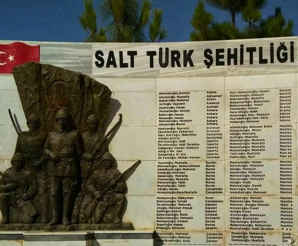 Salt Türk Şehitliği.