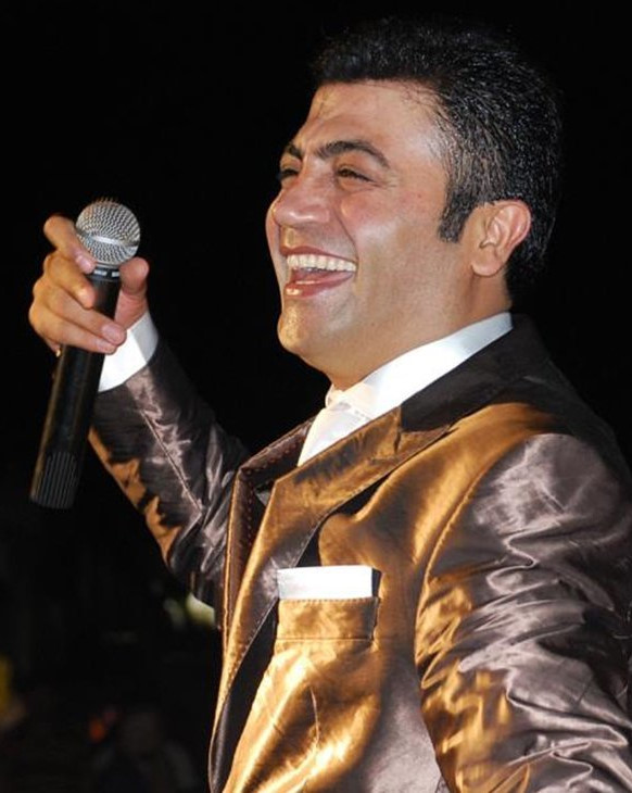 Ankaralı ünlü şarkıcı Oğuz Yılmaz