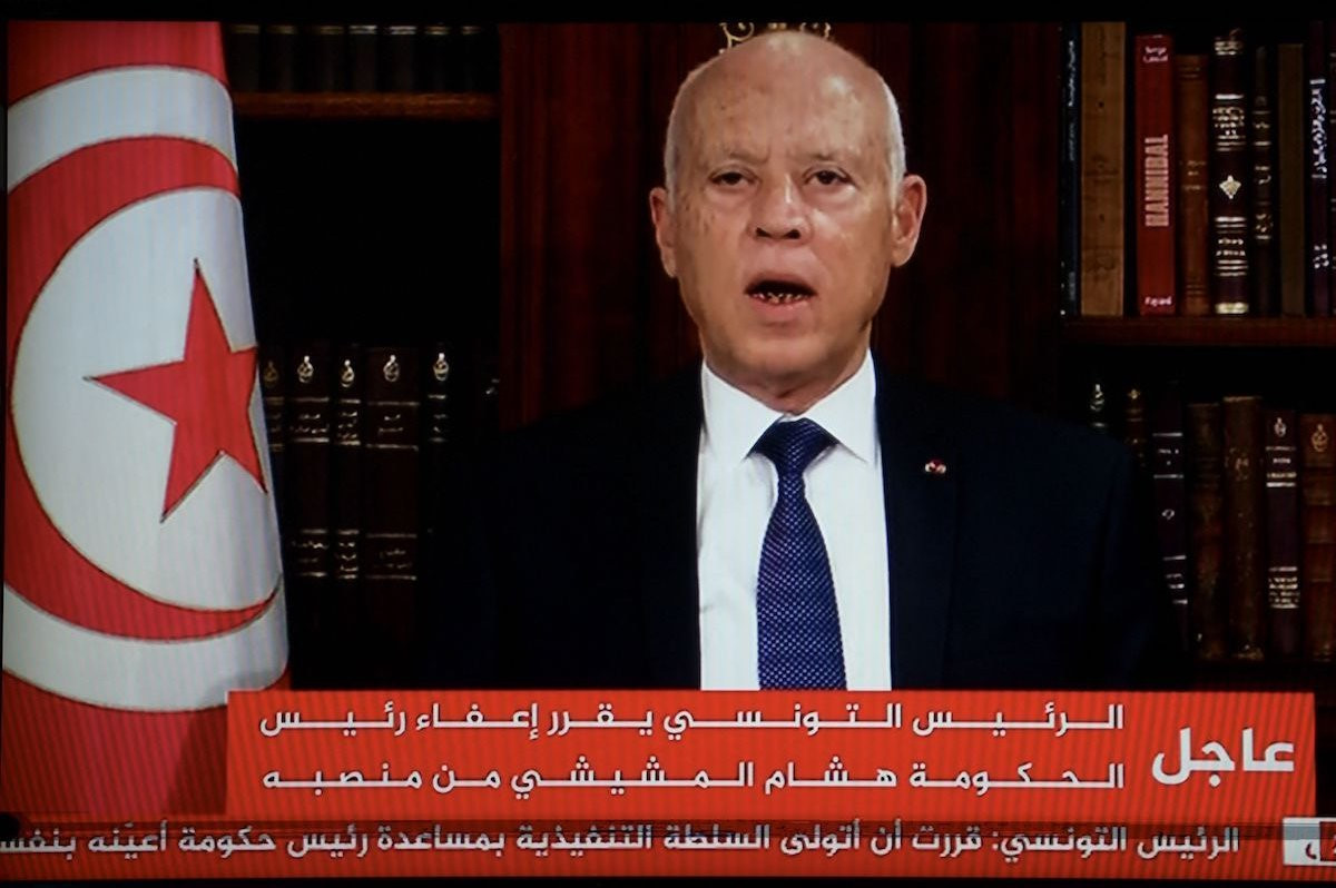 Tunus Cumhurbaşkanı Kays Said, meclisi kapattığını, başbakan ve bakanları görevden aldığını bir video kaydıyla ülkeye duyurmuştu. 