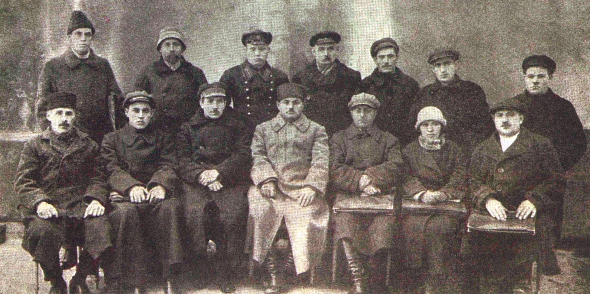 Kırım Özerk Sovyet Sosyalist Cumhuriyeti Merkezî İcra Komitesi üyeleri.