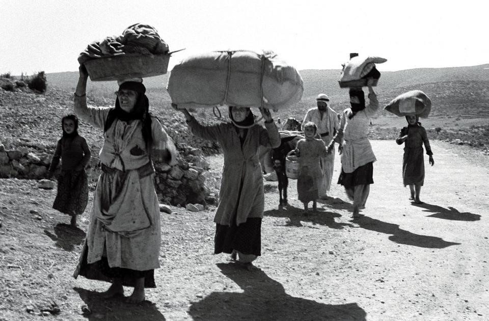 İsrail'in kuruluşundan hemen sonra sürgün ve etnik temizliğe muhatap olan binlerce Filistinli, bu süreci "Nekbe" olarak adlandırıyor.