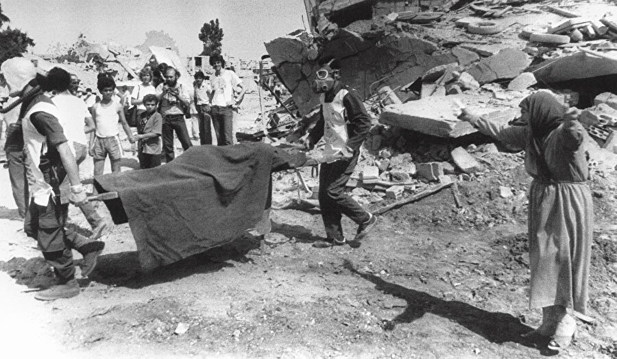16 Eylül 1982 sabahı Filistinli mülteci kamplarında başlayan katliam 3 gün sürmüş ve binlerce Filistinli öldürülmüştü.